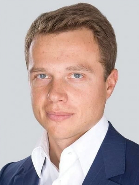 Максим Ликсутов