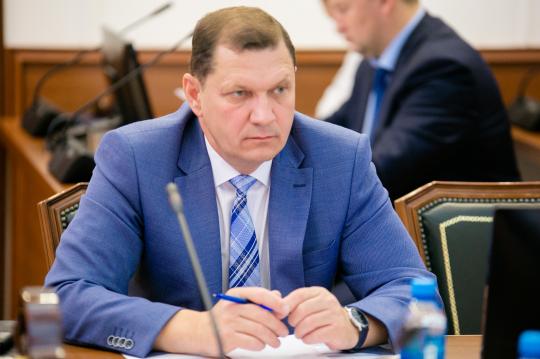 Мэр Улан-Удэ опять заработал за год больше, чем глава Бурятии