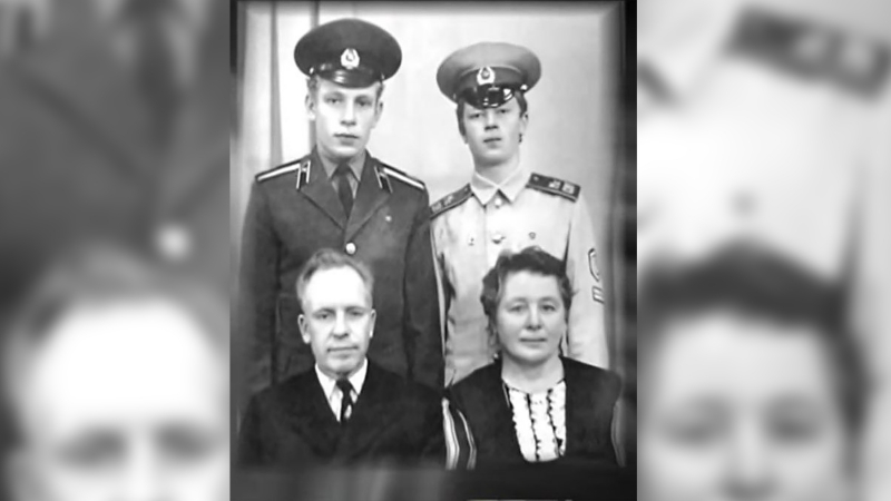 Мультимиллионер из подмосковного "Версаля": Кто стоит за сносом исторического дома Салтыковой в Санкт-Петербурге