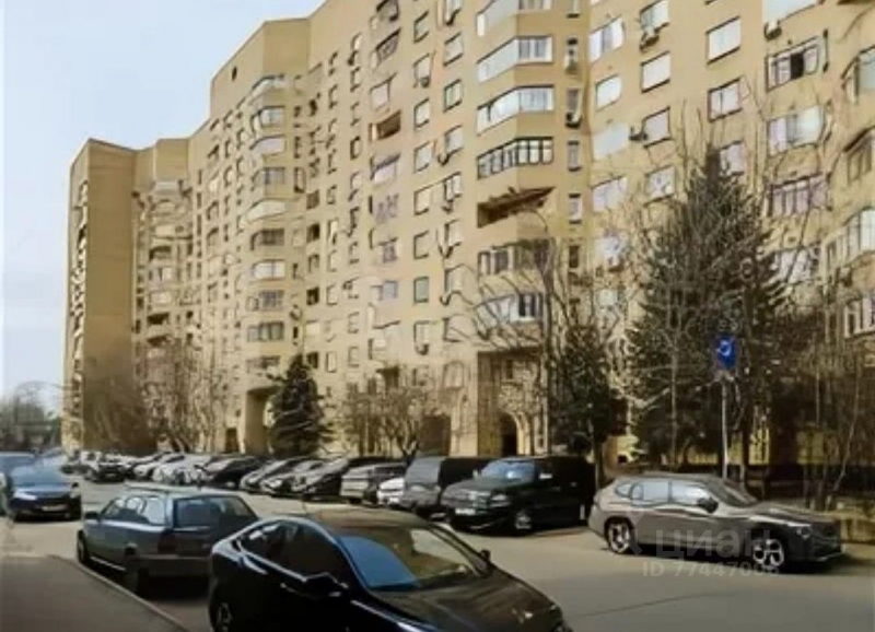 Мультимиллионер из подмосковного "Версаля": Кто стоит за сносом исторического дома Салтыковой в Санкт-Петербурге