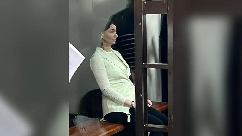 Миллиардерша с тряпкой: Как в тюремной камере Блиновскую научат жить без прислуги