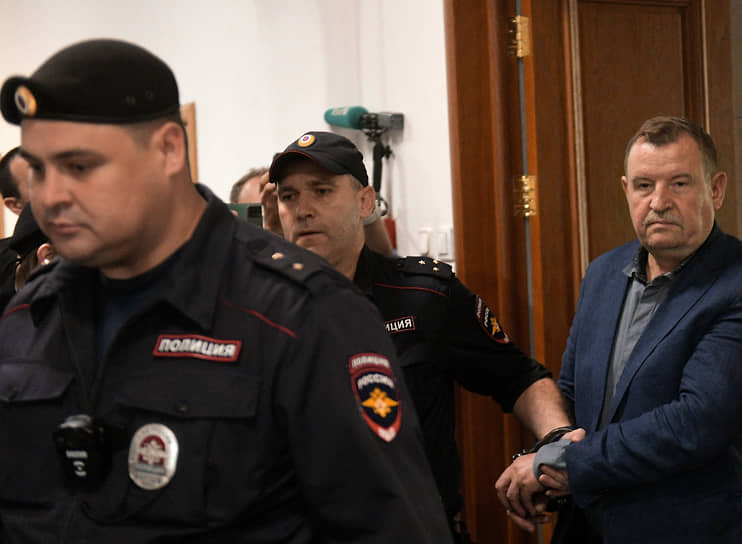 городской суд Москвы не поверил генералу