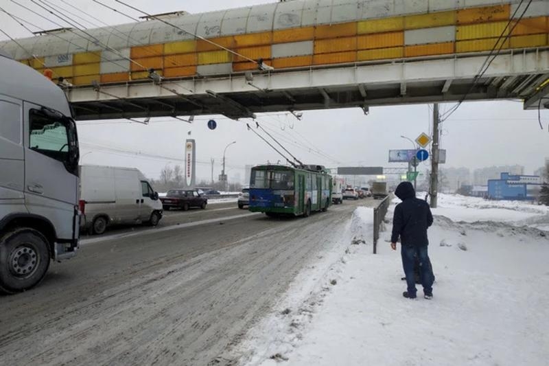 На Димитровском мосту в Новосибирске подняли разрешенную скорость движения
