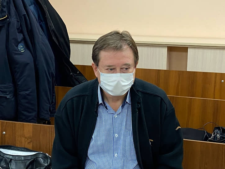 На пластмассовых досках сберегли по-китайски