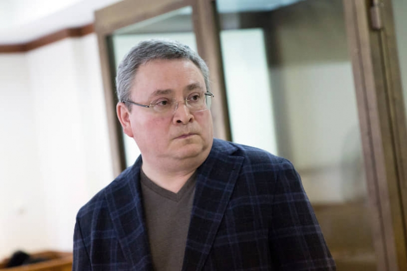 Нужно не инкриминировать, а благодарить
