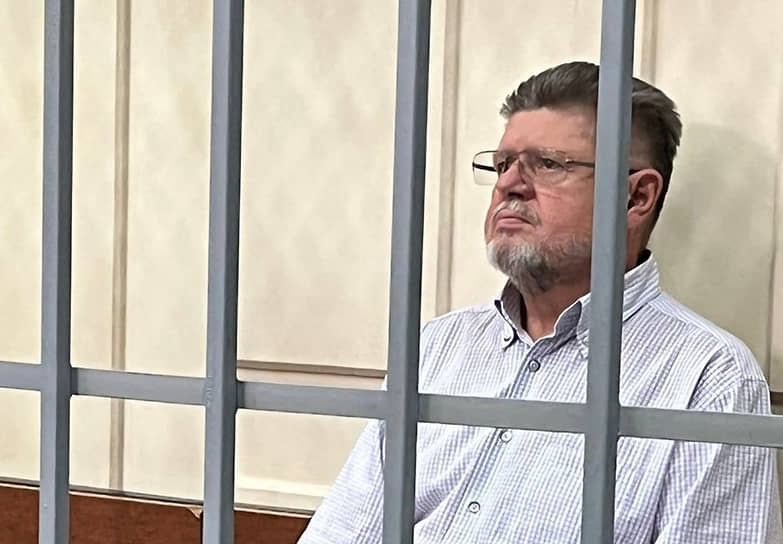 Нарколог стал фигурантом сделки с прокурором