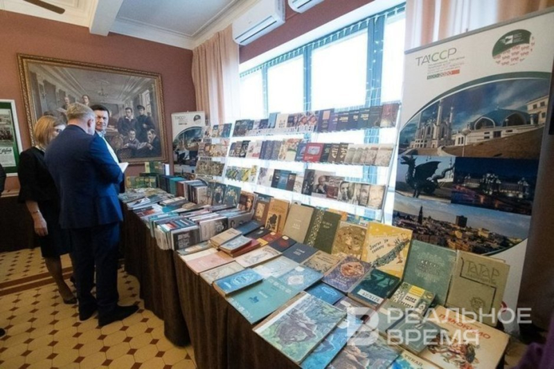 Не хватает магазинов и коммуникации: как живут казанские книжные издательства