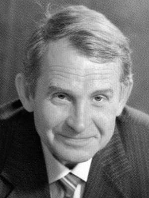 Олег Макаров