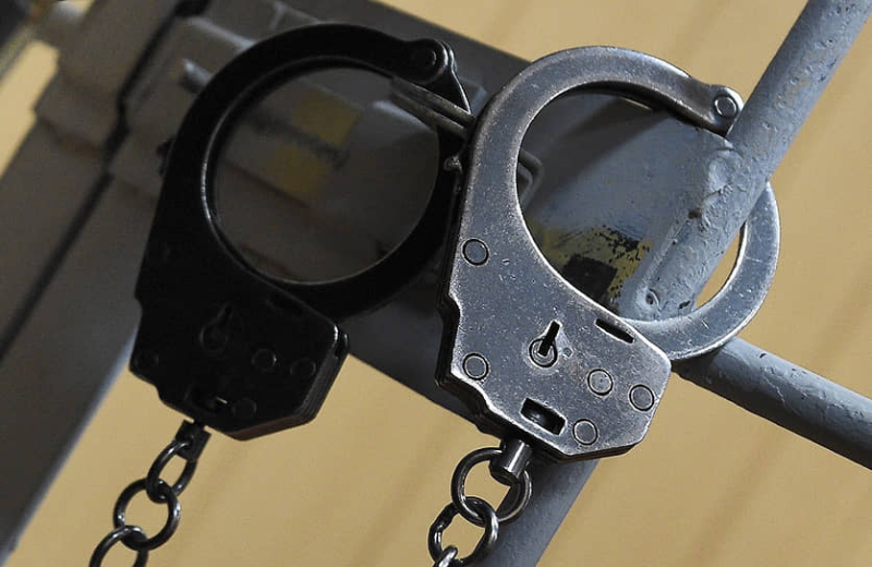 Осадок фракции выпал в уголовное дело