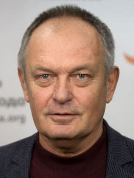 Павел Жовниренко