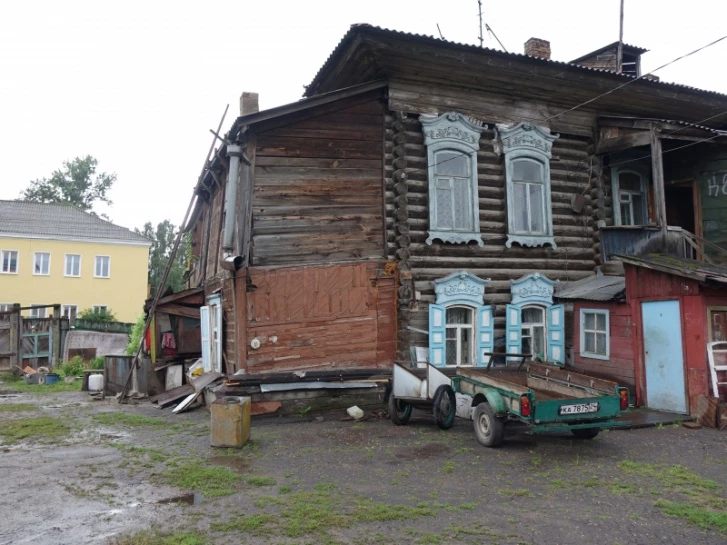 Пьяный курильщик решил уединиться с&nbsp;подругой, но&nbsp;спалил памятник архитектуры в&nbsp;Канске 