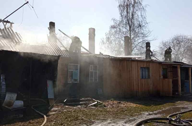 Под Новосибирском произошел пожар в многоквартирном доме