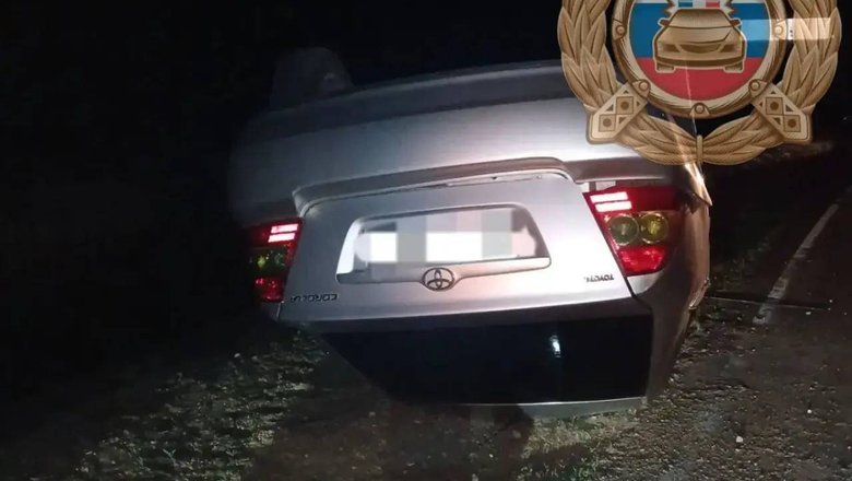 Подросток за рулём погубил 16-летнюю пассажирку, опрокинув Toyota Corolla под Саратовом