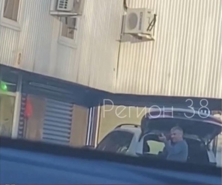 Полиция Иркутска задержала мужчину, стрелявшего из автомата возле рынка &laquo;Южный&raquo;