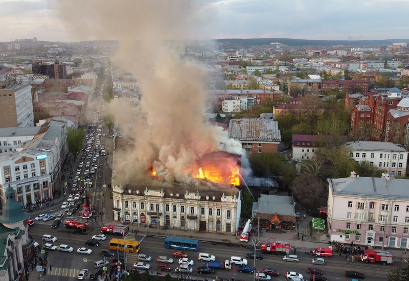 Пожар в бывшем ТЮЗе - апофеоз бездарности иркутской МЧС