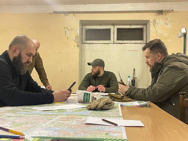 Расист и создатель сверхлюдей: Как основоположник "Азова" Билецкий загнал нацистов в подвалы "Азовстали"