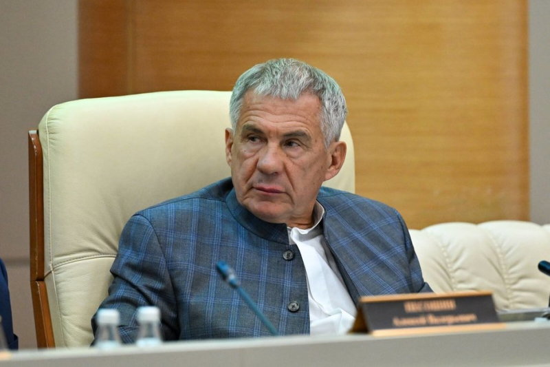 Рустам Минниханов: &laquo;Макроэкономическая ситуация неопределенная &mdash; все может поменяться&raquo;