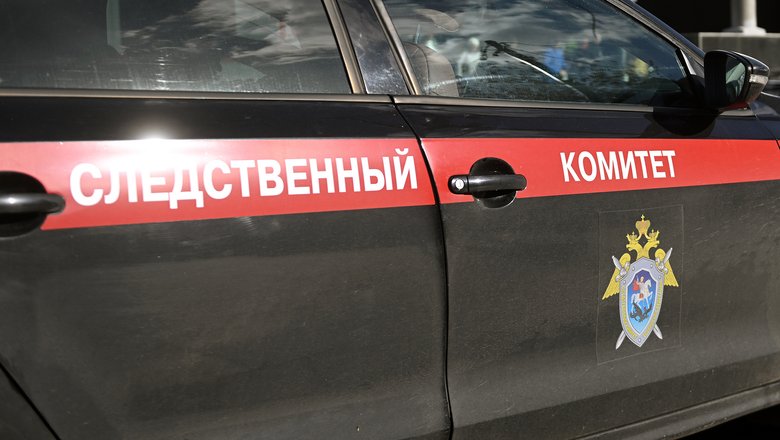 Сибиряк поджег автомобиль полиции по требованию аферистов