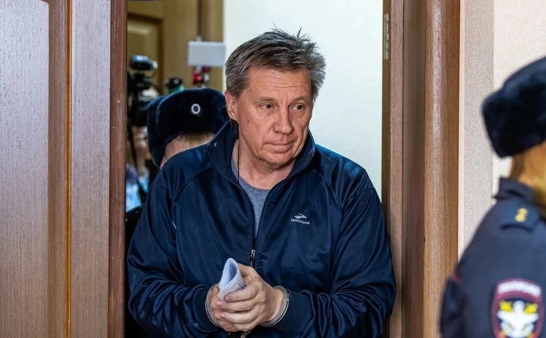 Сколько же «МЕТРО Мир» будет на слуху? Скандальные директора и незаконный слив