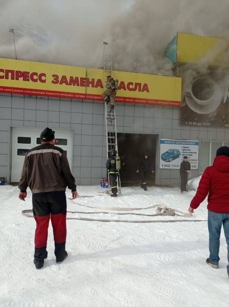 СТО Shell горело в Усть-Илимске 10 марта