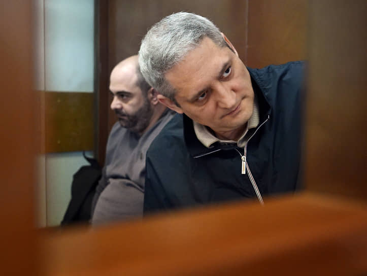Строители причалили в суде