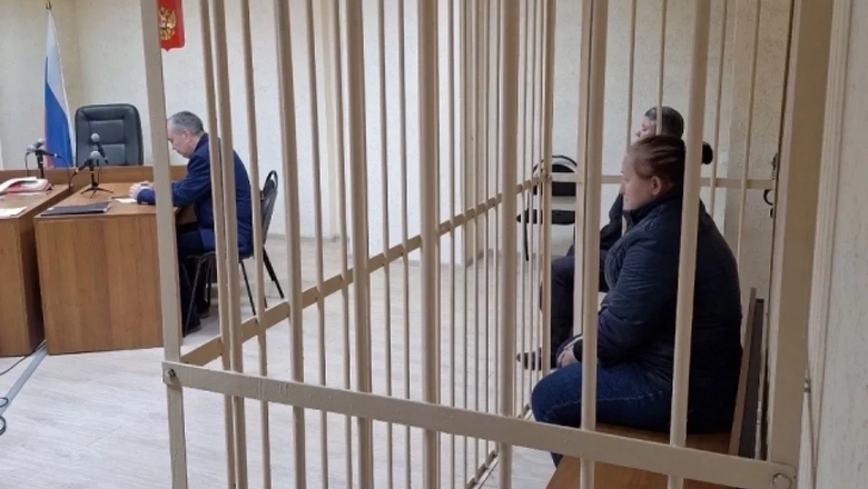 Суд в Вологодской области арестовал пару, посадившую пенсионерку на цепь