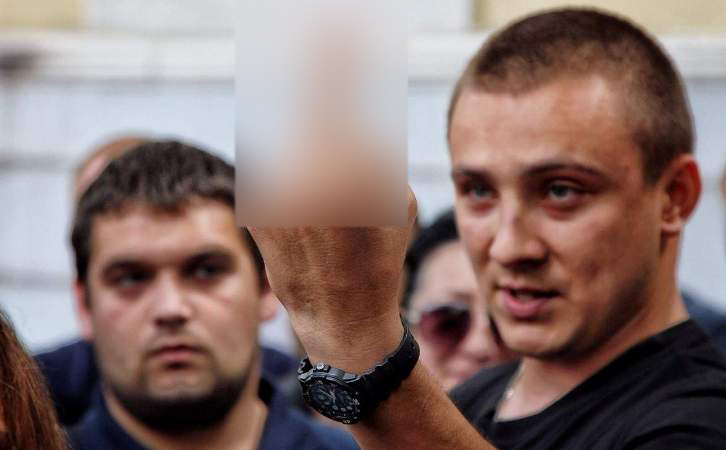 Убийца с наружностью ботаника: Как одесский блогер Сергей Стерненко выстроил на Украине трудовую деятельность нациста