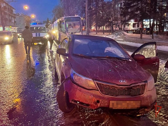 Угнанный автомобиль попал в ДТП в центре Томска