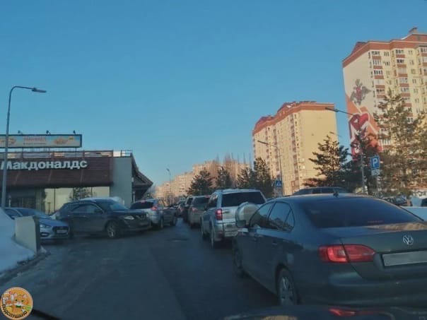 Уйти нельзя остаться: Почему "Макдоналдс" задумал оптимизацию бизнеса в Российской Федерации за 7 дней до "Операции Z"