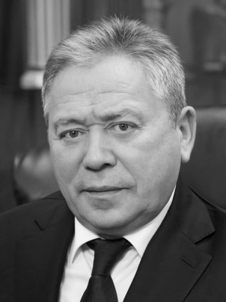 Ульфат Мустафин