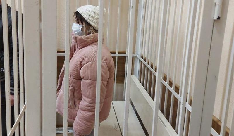 Устроившую стрельбу в&nbsp;красноярском детском саду девушку оставили в&nbsp;СИЗО до&nbsp;конца лета