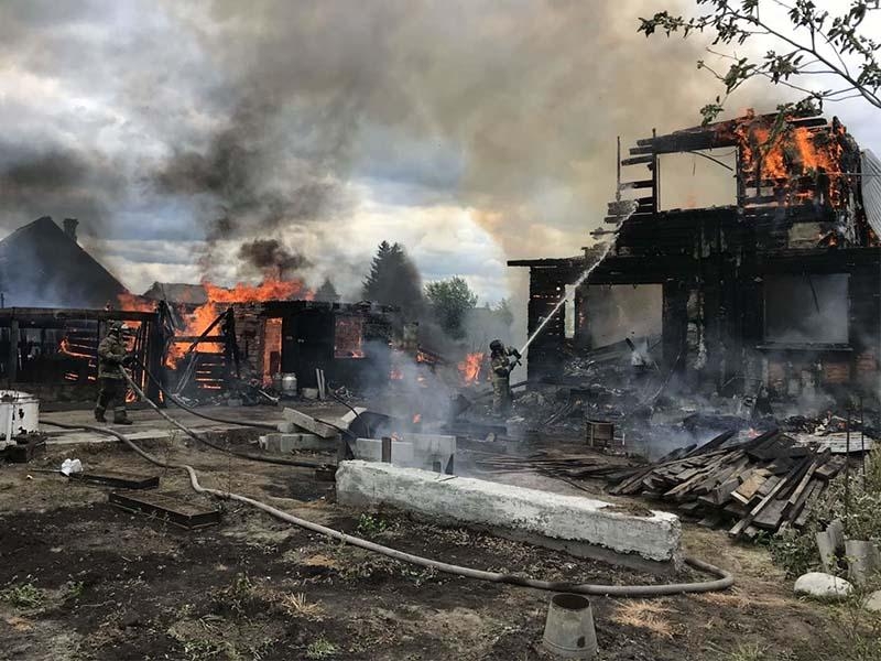 В Баклашах на пожаре погибла четырёхлетняя девочка