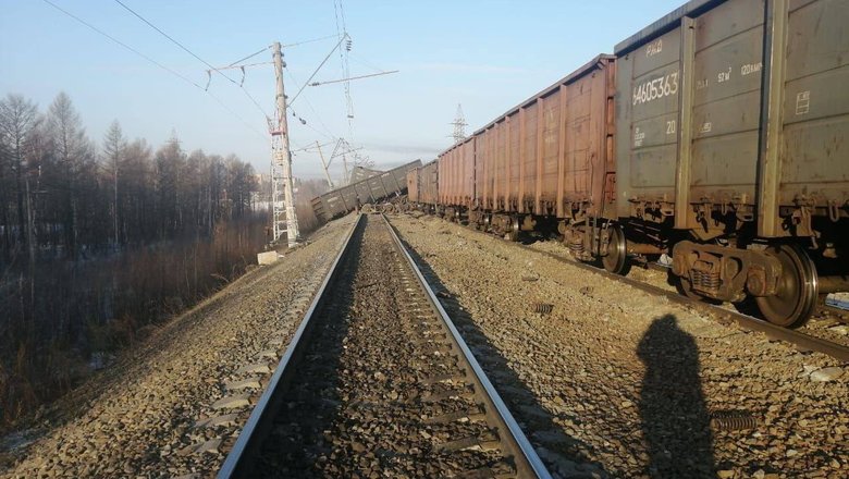В Челябинской области локомотив сошел с рельсов