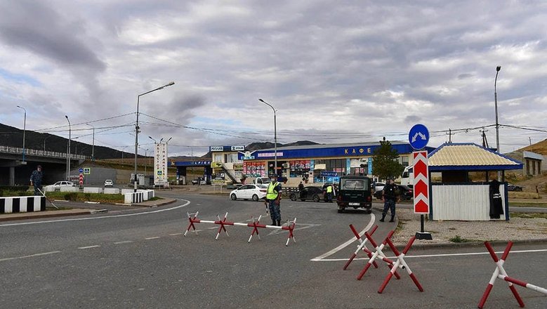 В Дагестане неизвестный напал с ножом на сотрудников полиции, он ликвидирован