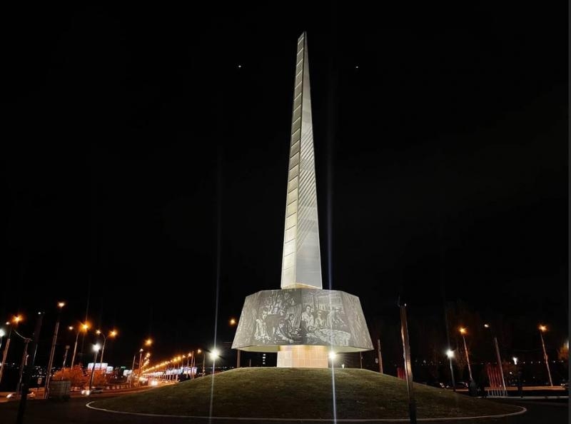В Иркутске 1 октября торжественно открыли стелу &laquo;Город трудовой доблести&raquo;