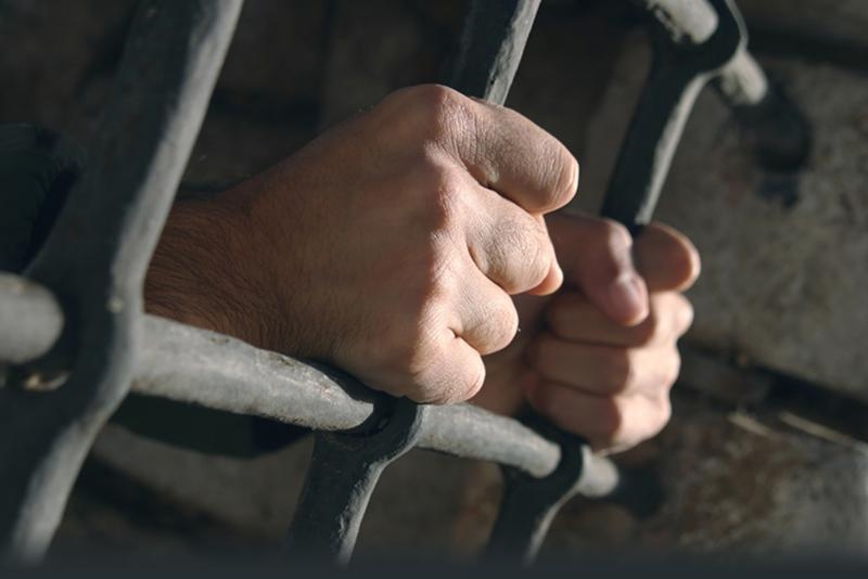 В Иркутске осудили наёмного убийцу, 20 лет назад убившего женщину из-за квартиры