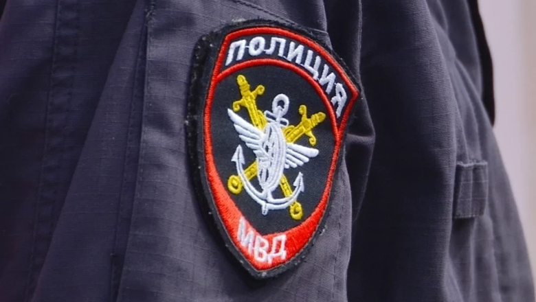 В Кирове полиция ищет водителя автомобиля, из которого выпал ребенок