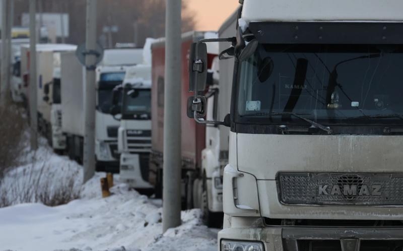 В Новосибирске ограничат движение большегрузов