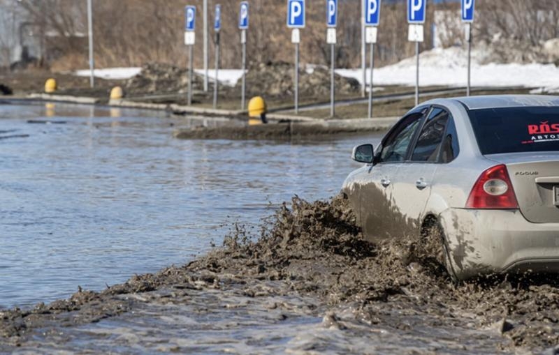 В Новосибирске талыми водами затопило 115 территорий