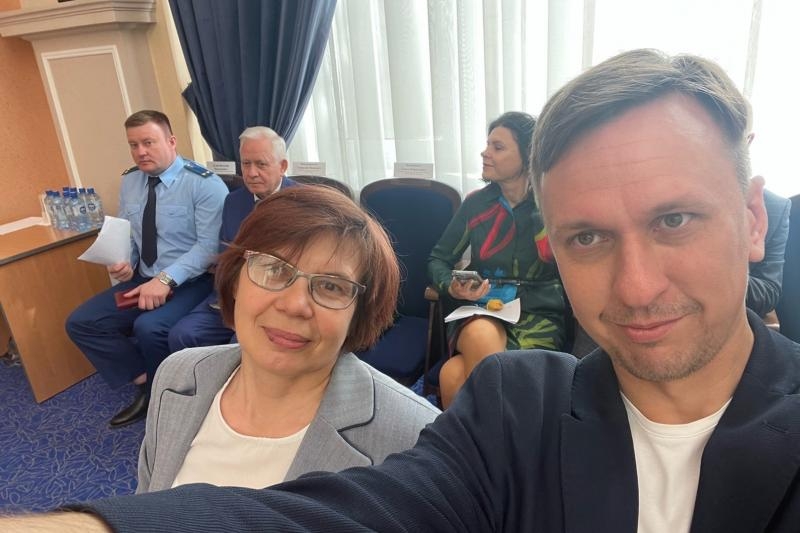 В Новосибирске задержали независимого депутата Антона Картавина