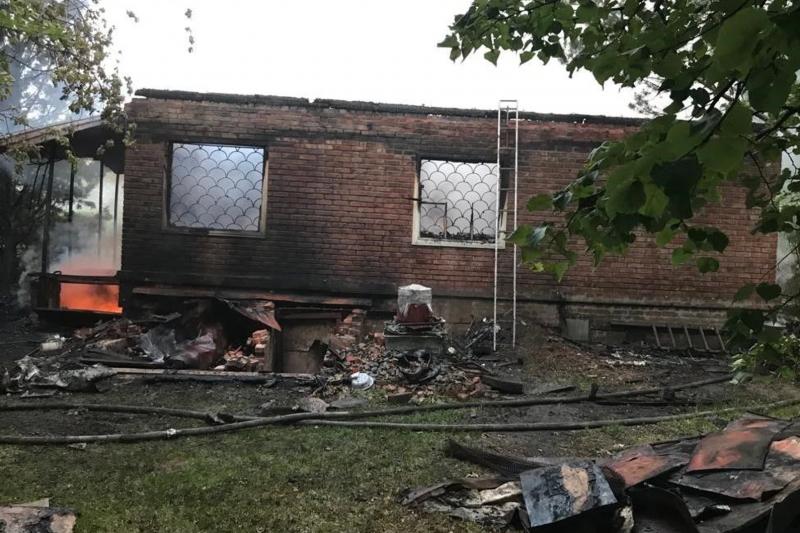 В Новосибирской области в пожаре погибли три человека