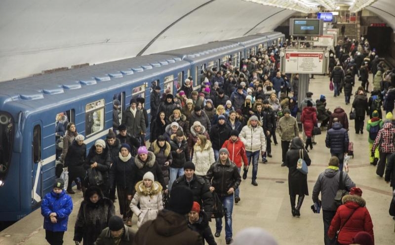 В новосибирском метро запустили пятивагонные составы