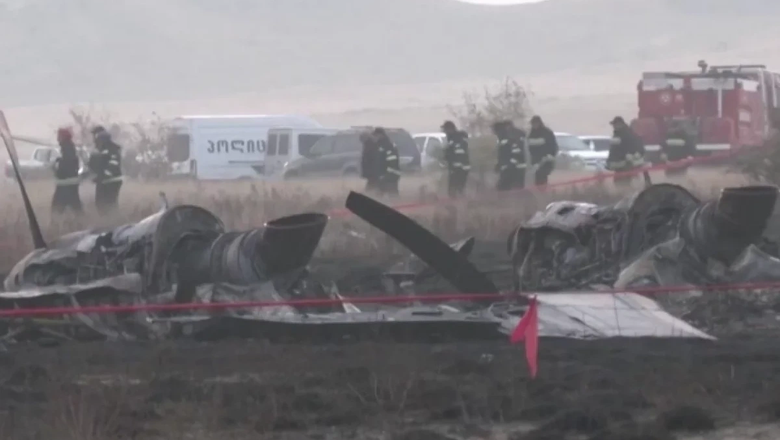 В Сети появились кадры с места крушения турецкого самолёта С-130 в Грузии