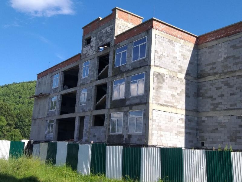 В Слюдянском районе сорвали реализацию национального проекта. Личный контроль губернатора Кобзева традиционно не помог