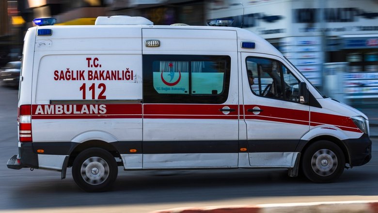 В Стамбуле 14-летний подросток погиб от удара током, наступив в лужу