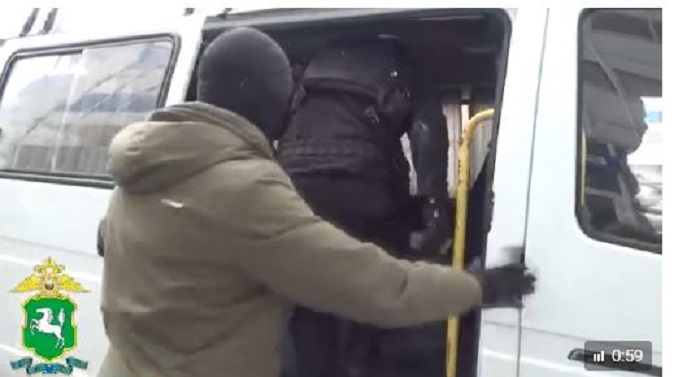 В Томске задержали группу наркодилеров из шести человек