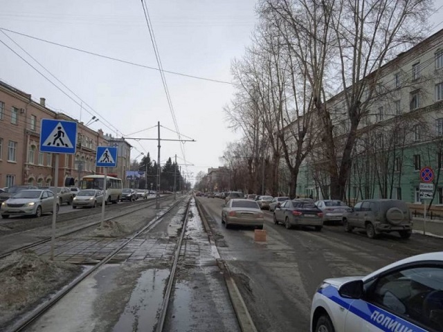 В Томске женщина-пешеход попала под колёса иномарки. Нужны очевидцы