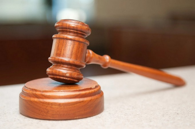 В Томской области за взяточничество осудили сотрудницу Росреестра