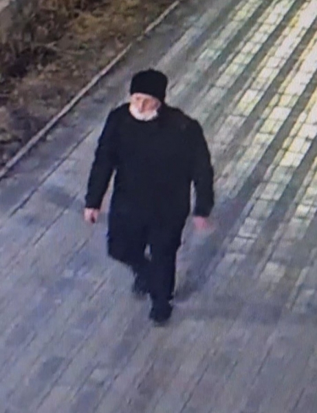 В Улан-Удэ разыскивают подозреваемого в развратных действиях в отношении 15-летней девочки