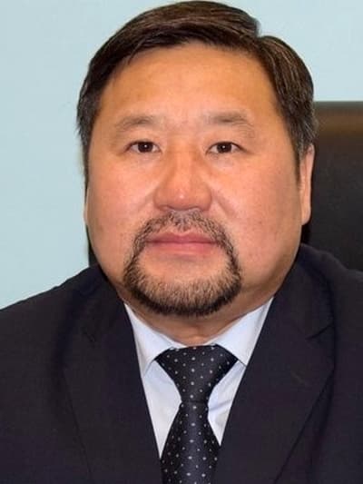 Владислав Ховалыг